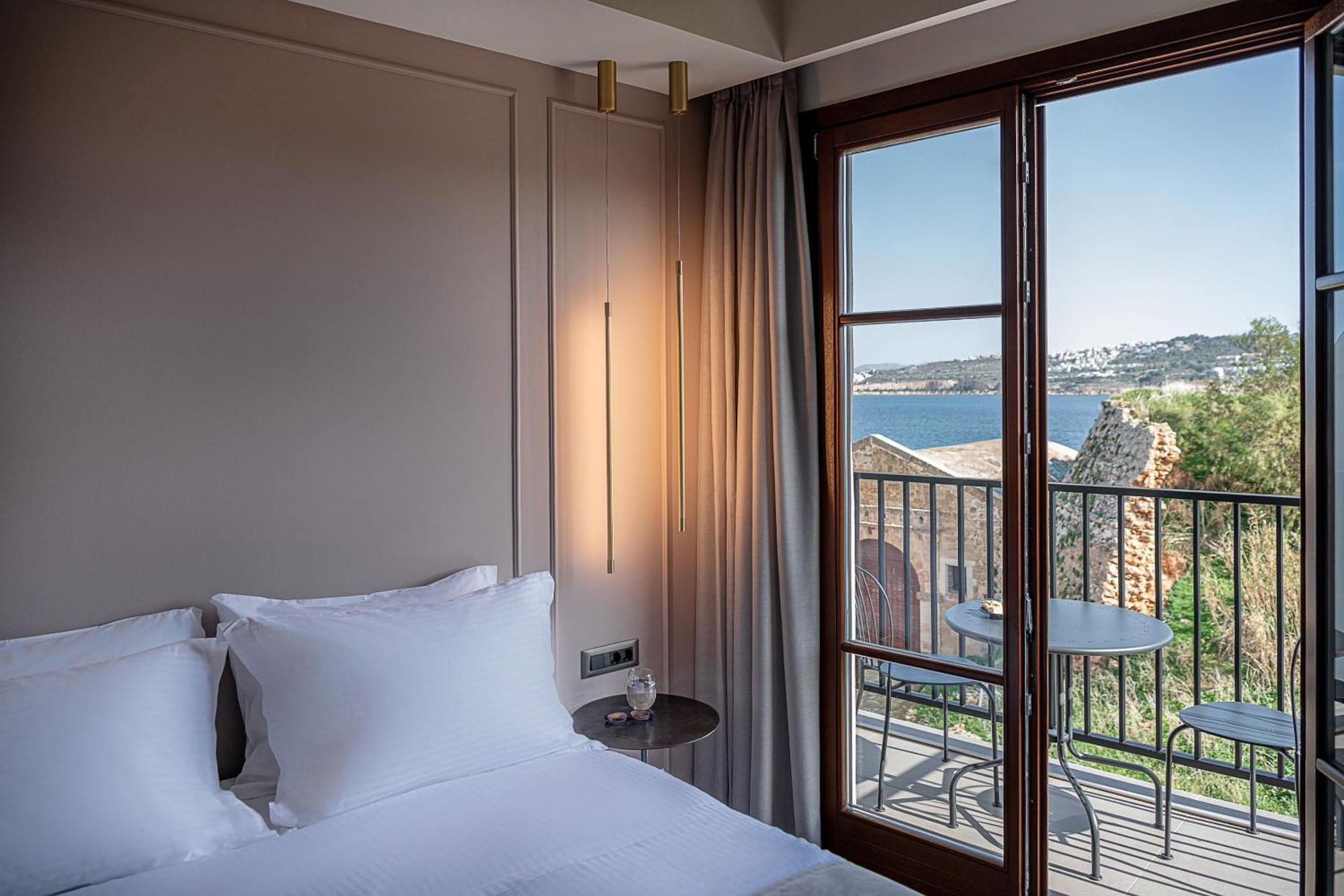 Ethos Suites Chrissi Akti Chania Quarto foto
